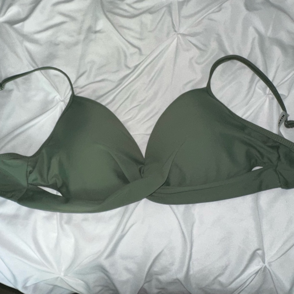 Bikini top